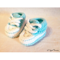 Вязаные пинетки кеды для мальчика